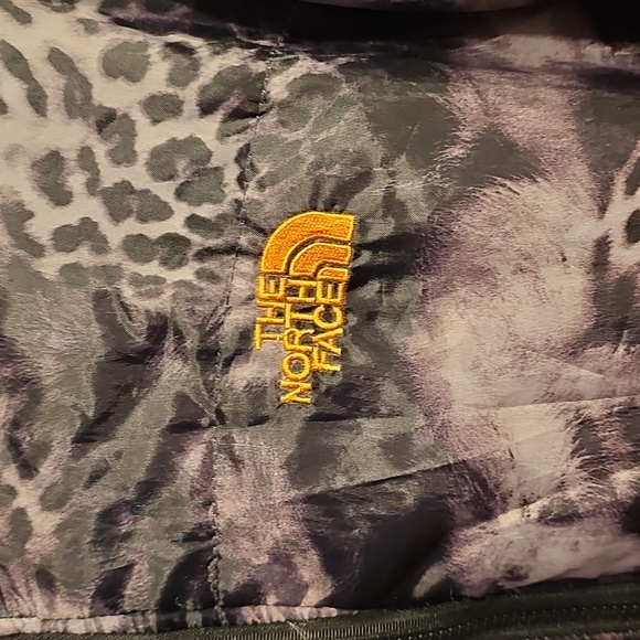 The North Face Men's Summit Series w/ Gortex Animal Print Jacket - Picture 2 of 5